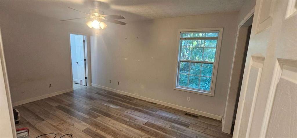 7273 Rockmart Hwy - Photo 6 of 11