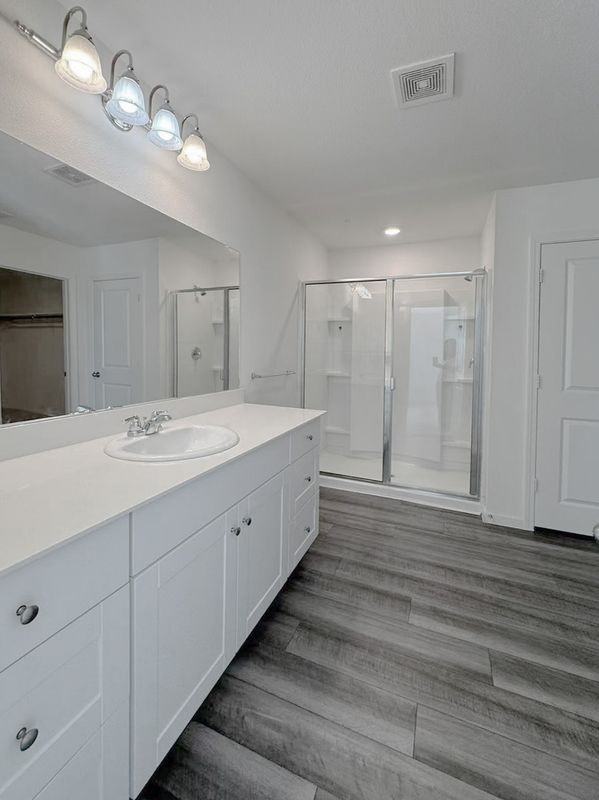 1902 Chapel Hill Rd - Photo 6 of 13