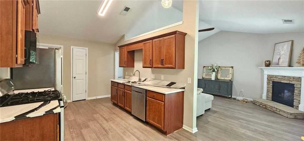 1281 Key Manor Ln - Photo 4 of 8