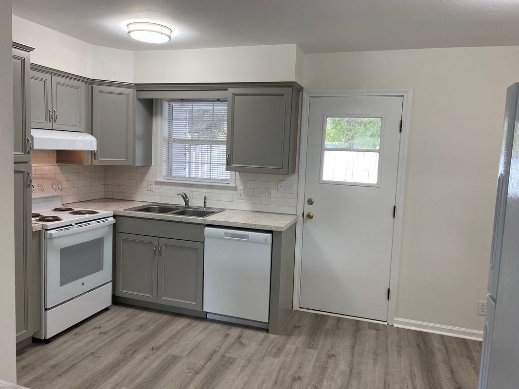 6301 Timberline St ##G - Photo 3 of 19