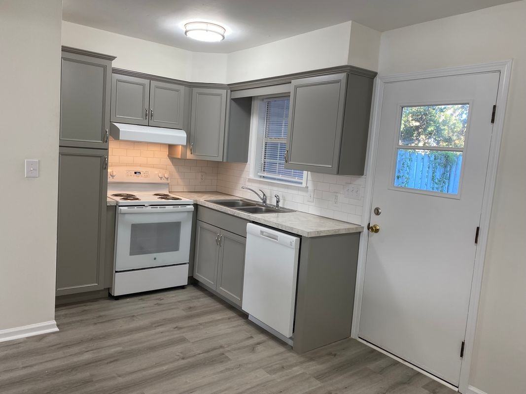 6301 Timberline St ##G - Photo 4 of 19