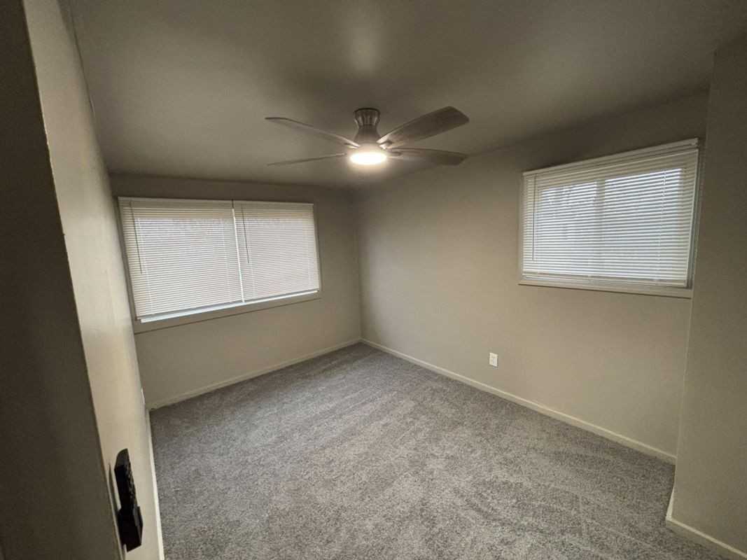 31807 - 31809 Tuscola Court, Unit 2 - Photo 7 of 9