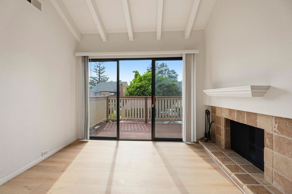 523 Woodside Oaks ##2 - Photo 2 of 43