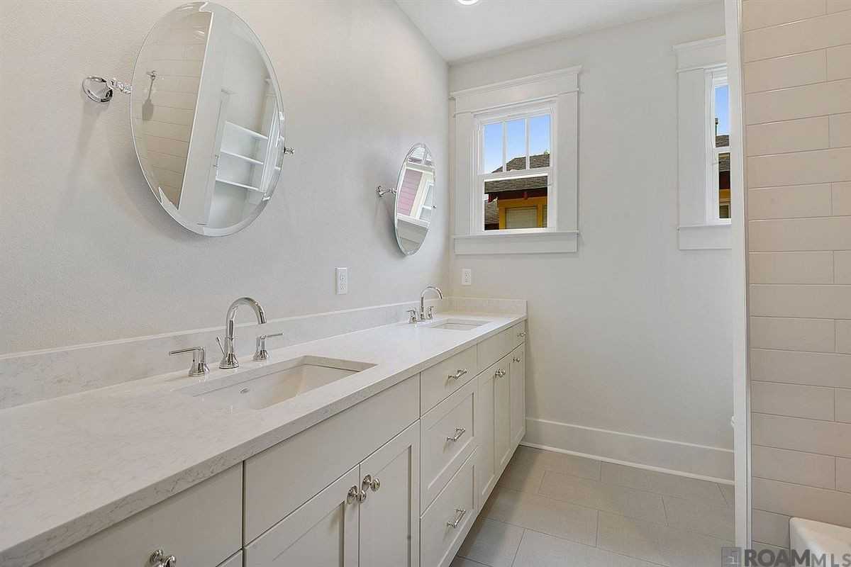 2009 Olive St - Photo 6 of 11