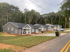 featured image of 515 S Forest Ave