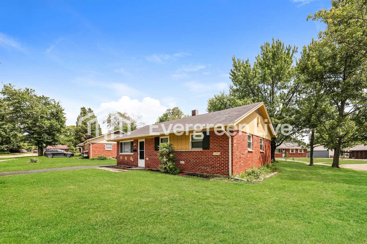 5090 Altrim Rd - Photo 2 of 15