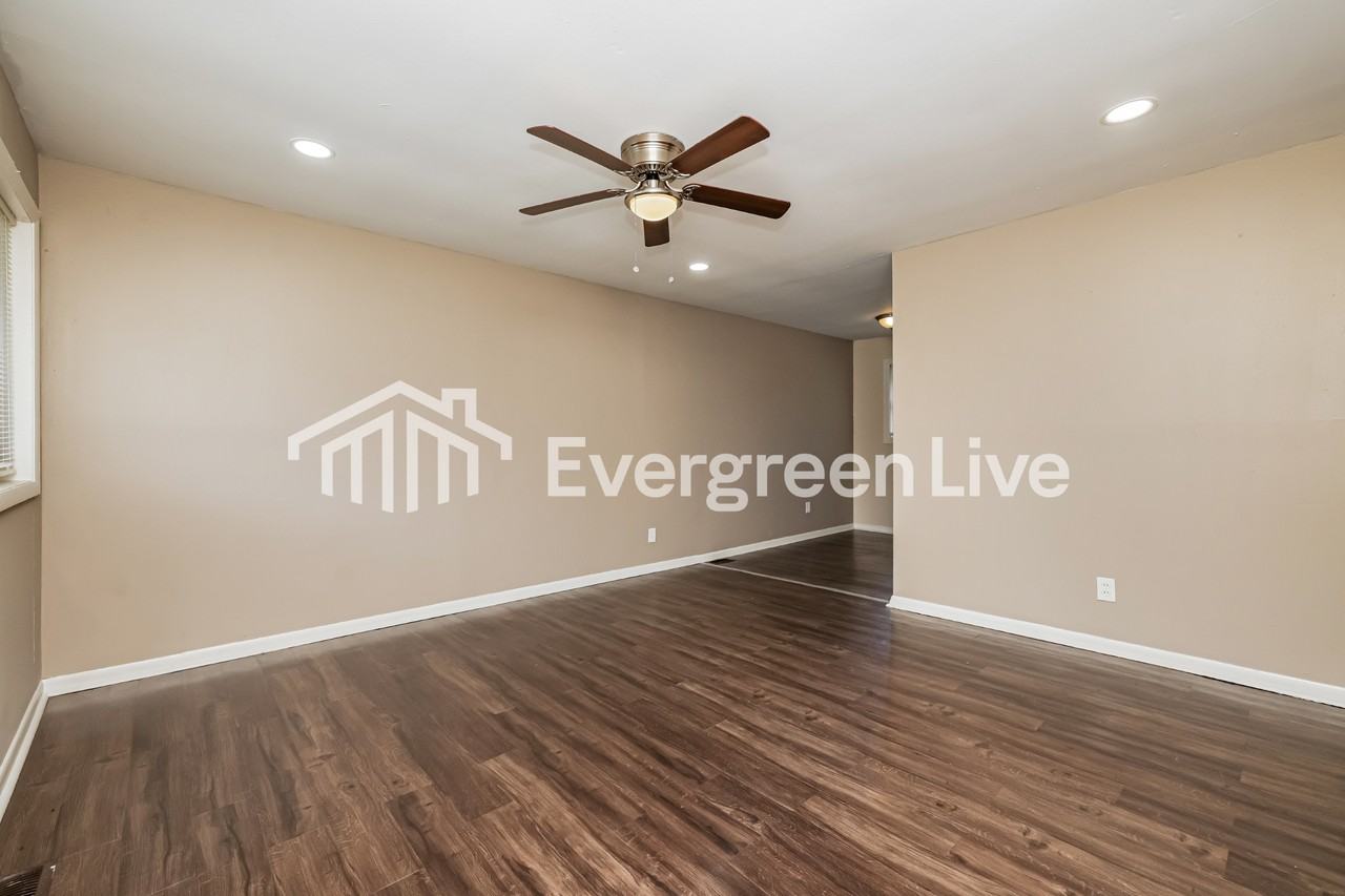 5090 Altrim Rd - Photo 4 of 15