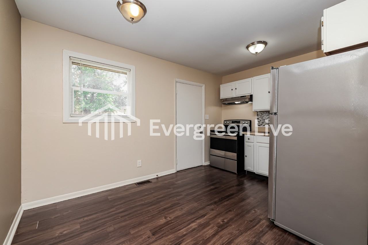 5090 Altrim Rd - Photo 6 of 15