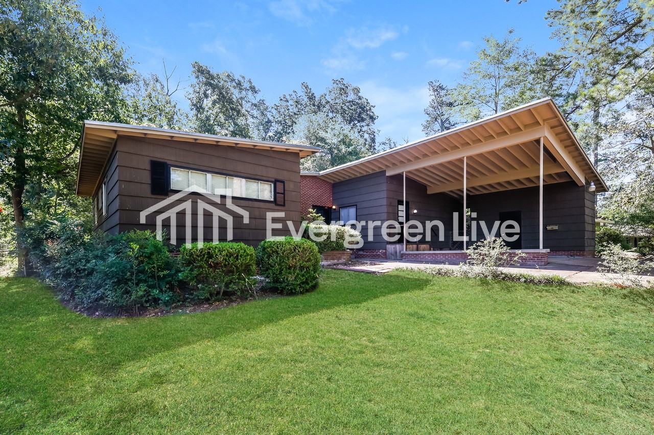 4044 Berkley Dr - Photo 2 of 15