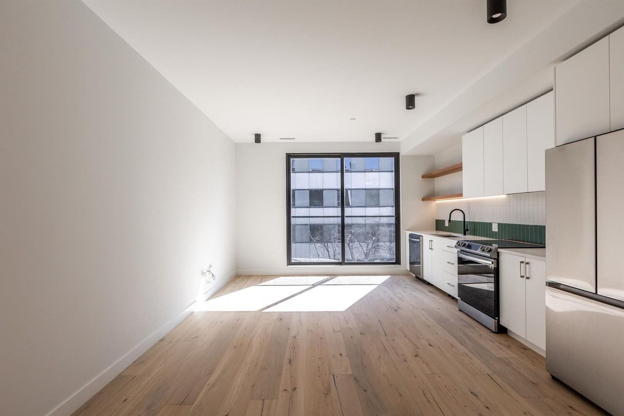 1700 Oak Ave #402 - Photo 6 of 6