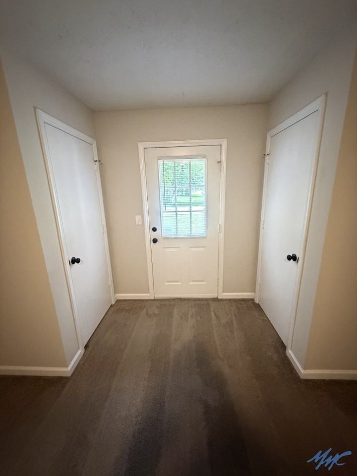 1232 Hamilton Dr - Photo 5 of 22