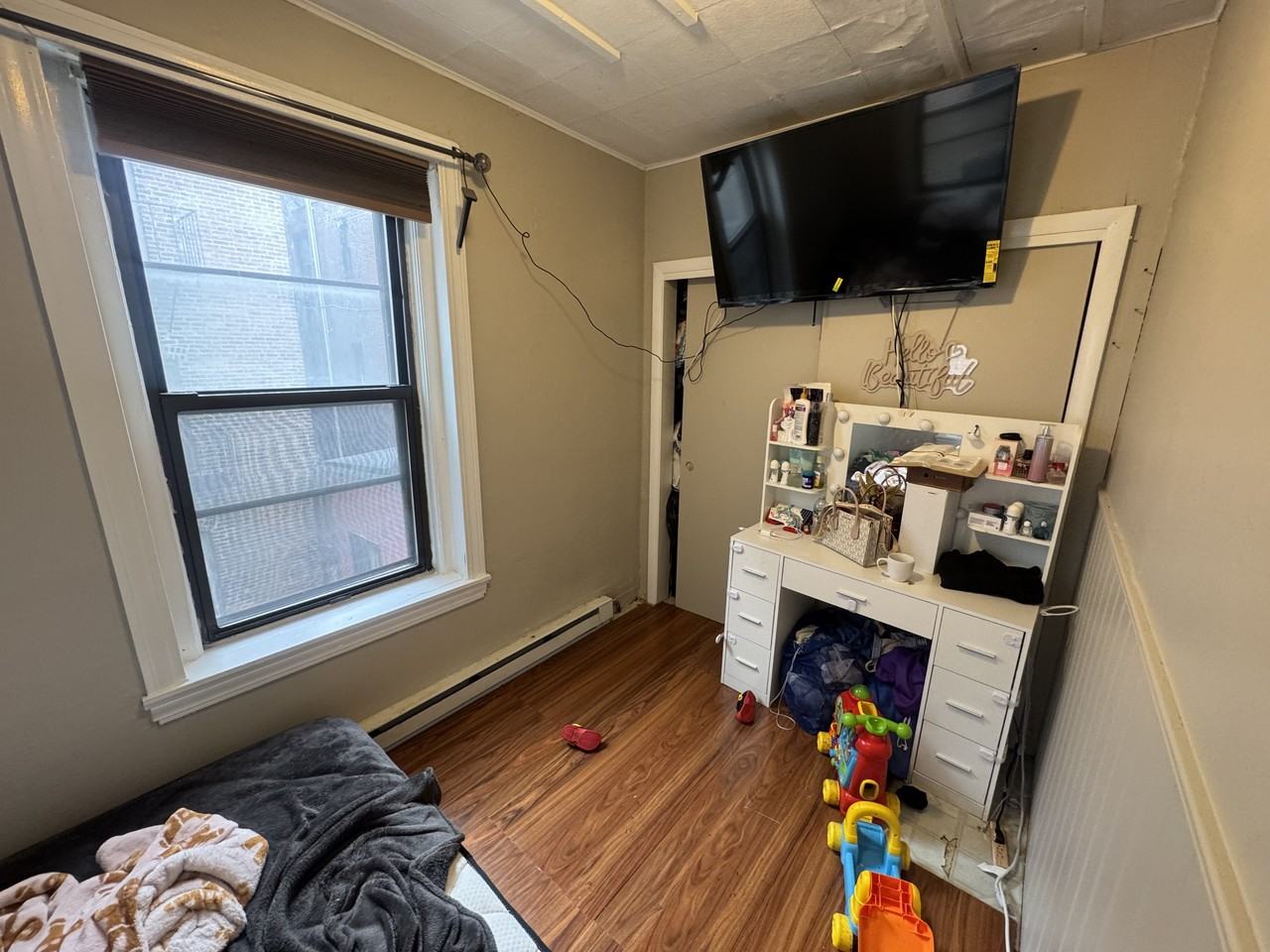 Endicott St #2 - Photo 3 of 18