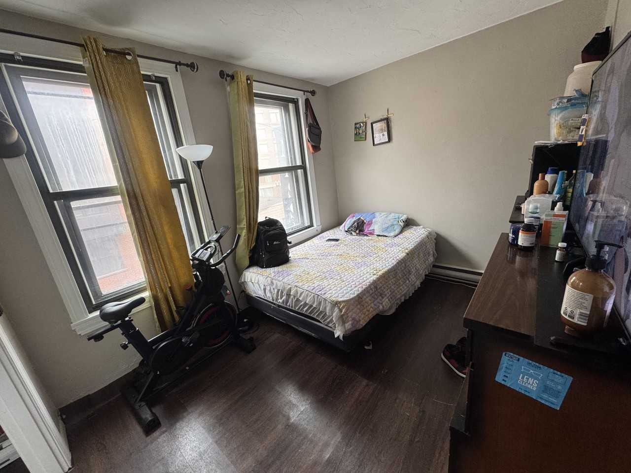 Endicott St #2 - Photo 5 of 18