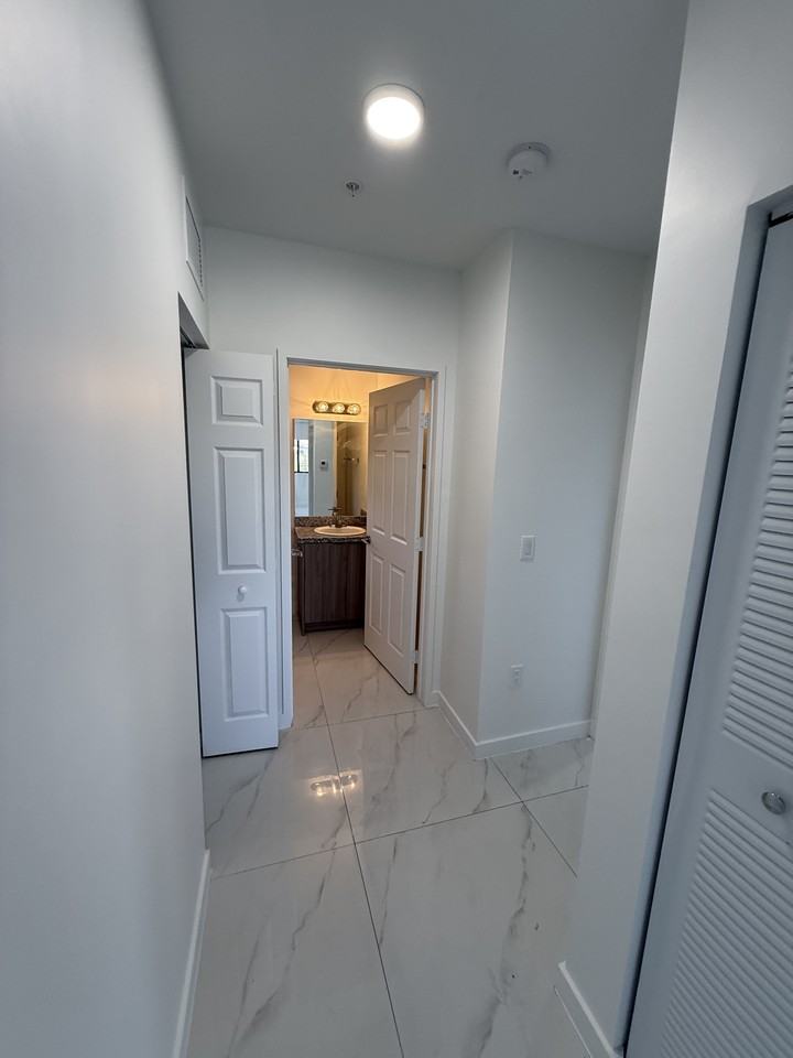 7596 W 4th Ave #B - Photo 5 of 12