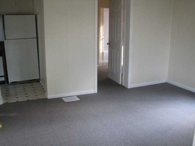 1426 W Michigan Ave #1 - Photo 5 of 12