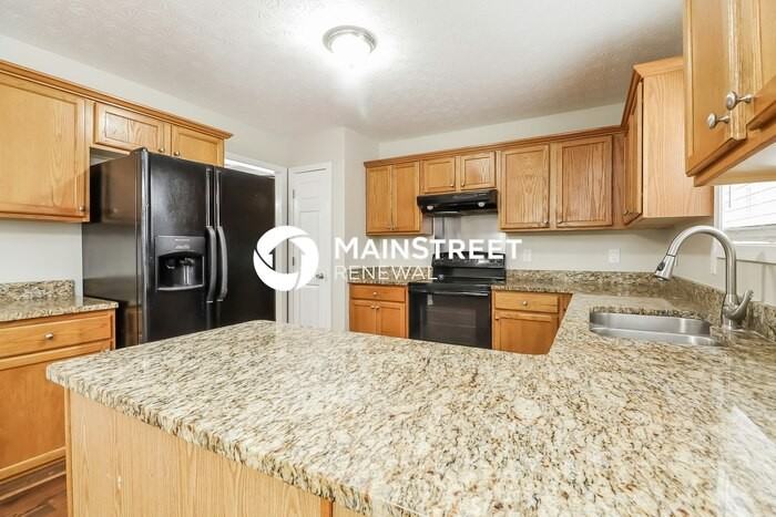 2068 Pittston Farm Rd - Photo 6 of 17