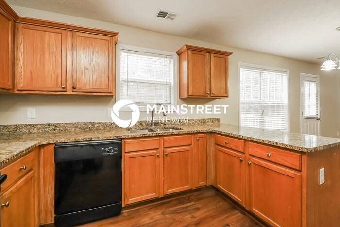 2068 Pittston Farm Rd - Photo 7 of 17