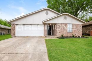 623 Allencrest Dr - Photo 1 of 1