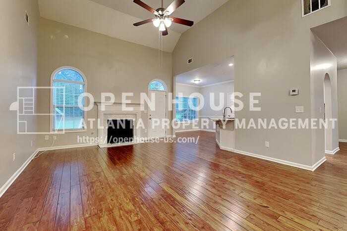 1480 Princeton View Ct - Photo 4 of 21