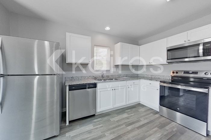 314 Wendover Dr - Photo 6 of 23