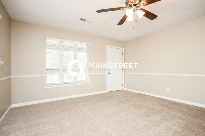 5120 Highpoint Rd - Photo 2 of 15