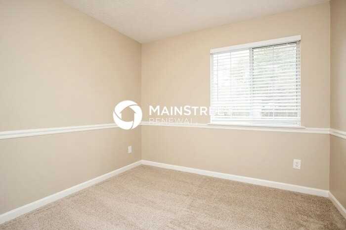 5120 Highpoint Rd - Photo 7 of 15