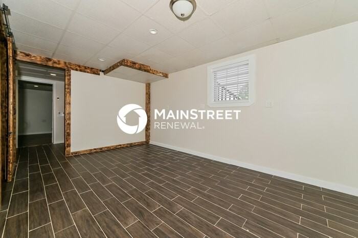 5505 Malmsbury Rd - Photo 6 of 17