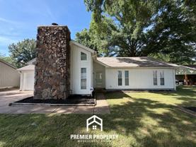7892 Terry Franklin Dr - Photo 1 of 1