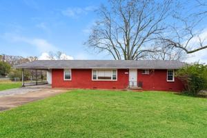 featured image of 223 Rebecca Ln
