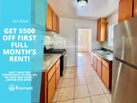 428 1/2 N Kingsley Dr - Photo 1 of 1