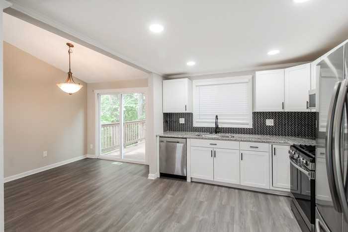 6158 Raintree Bnd - Photo 4 of 15