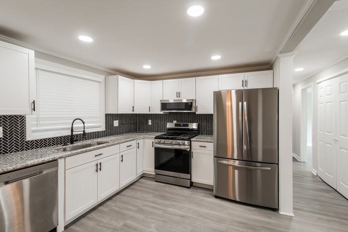 6158 Raintree Bnd - Photo 5 of 15