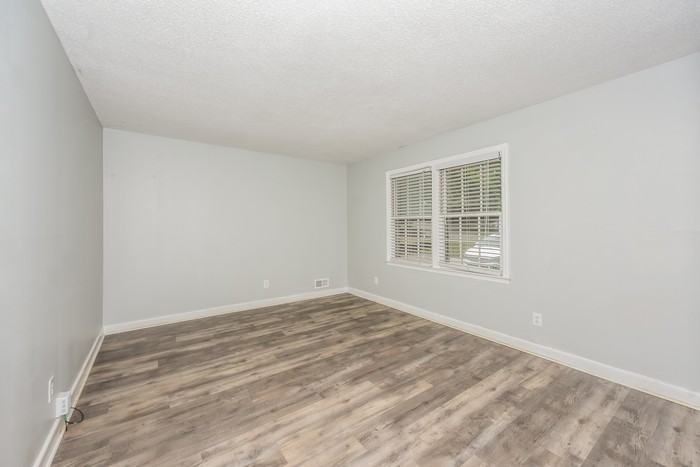 7307 Patricia Dr - Photo 7 of 10