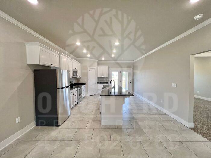 528 Bradford Dr #B - Photo 6 of 22