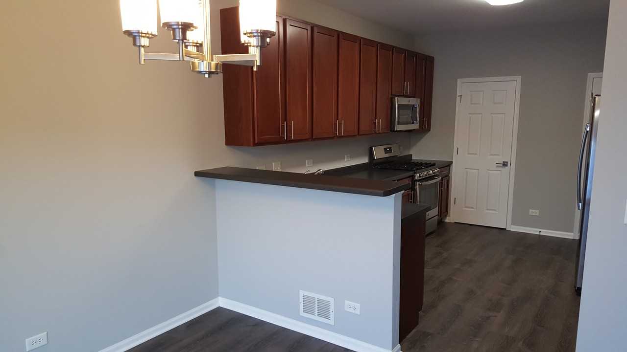 558 Gunnison Ct #558 - Photo 2 of 17
