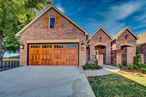 featured image of 2421 W Imperial Ct