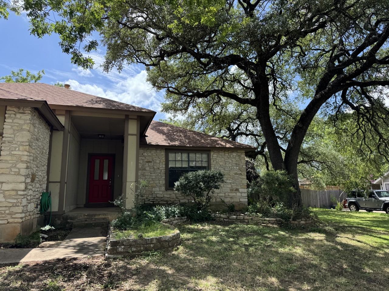 12312 Antoinette Pl #NA - Photo 2 of 17