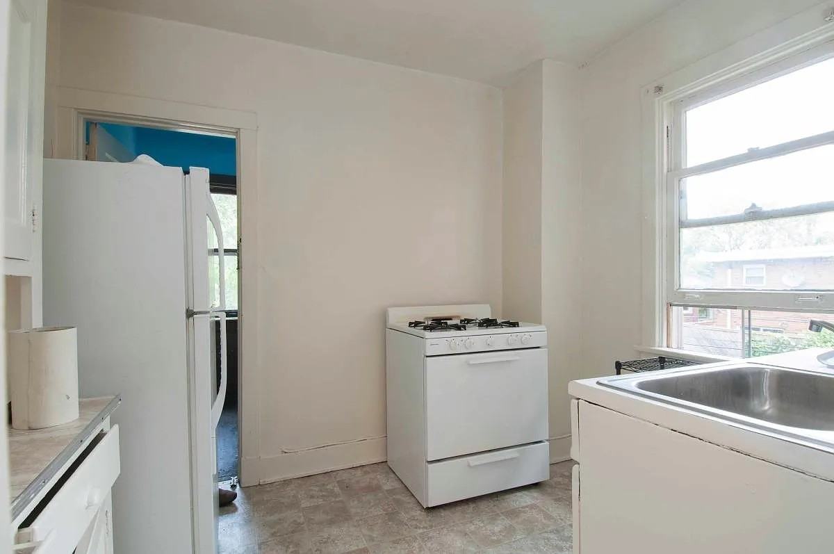 6539 Northumberland St #FL2 - Photo 7 of 13