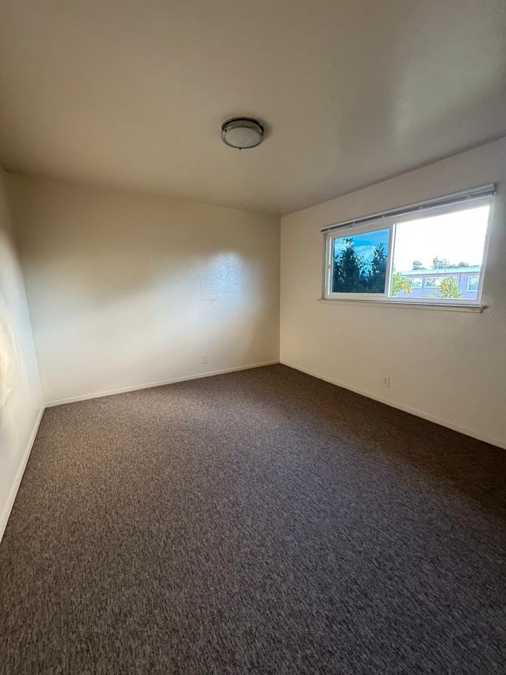 4250 Central Ave #6 - Photo 5 of 13