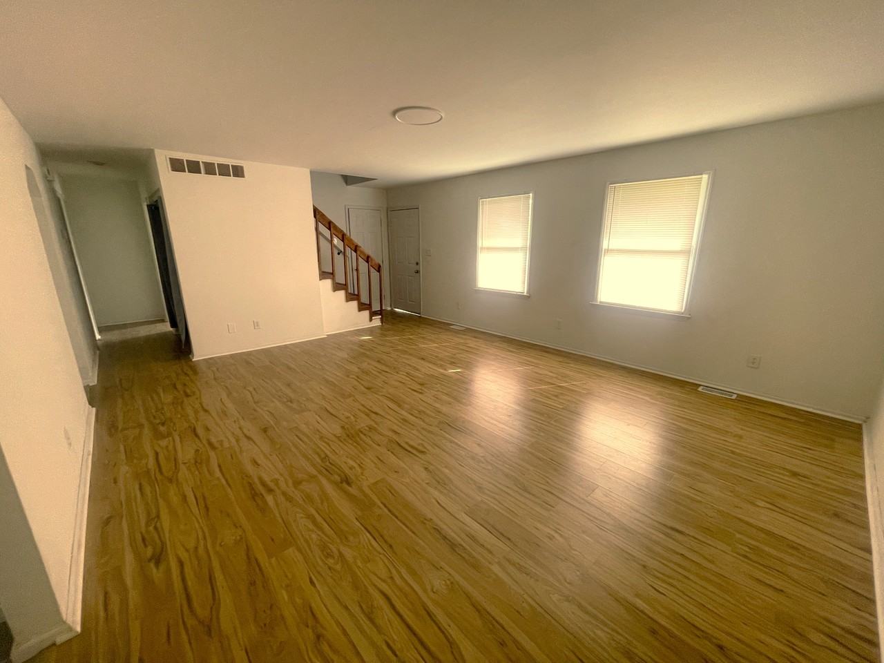 712 Troy Trl #NA - Photo 3 of 14