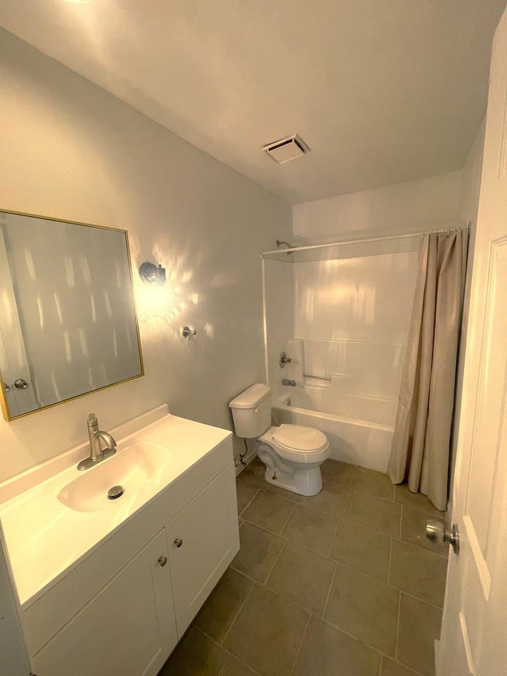 712 Troy Trl #NA - Photo 6 of 14