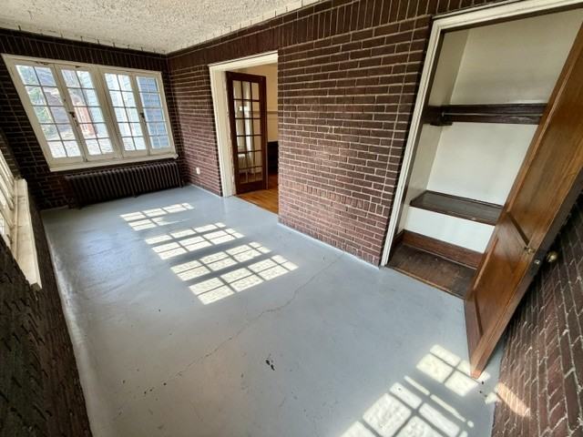218 Hastings St #2 - Photo 5 of 15