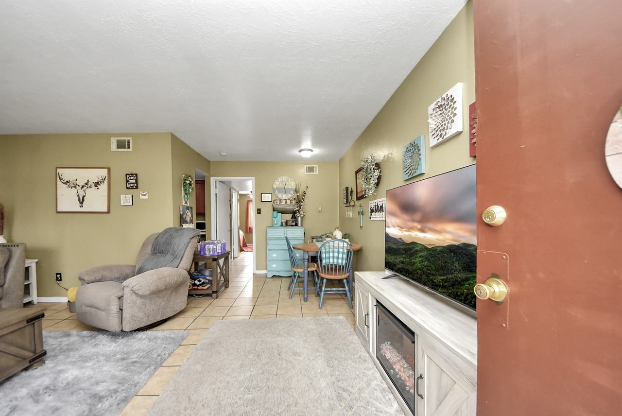 3004 Neyland St #NA - Photo 2 of 14