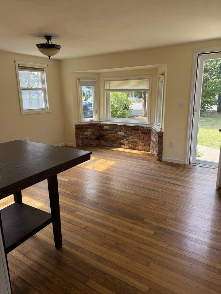 706A South St #NA - Photo 4 of 16