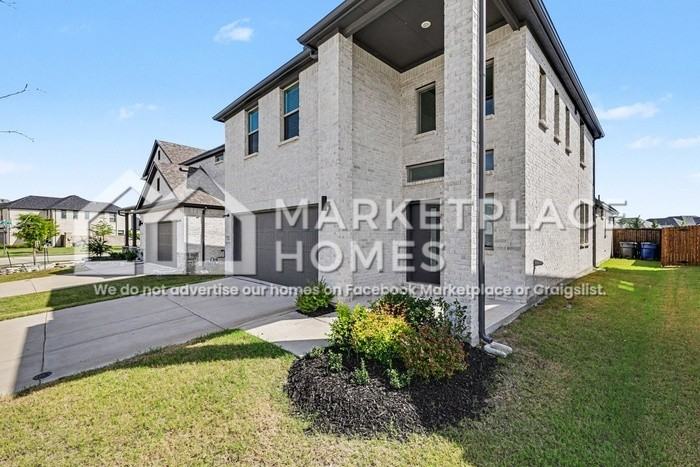 415 Bertney Dr - Photo 2 of 33
