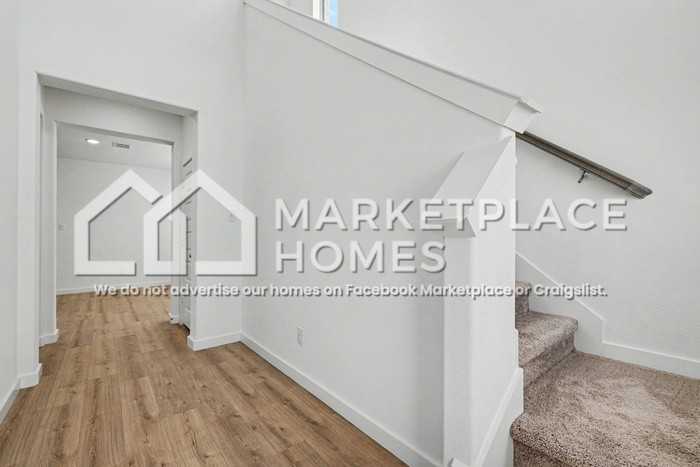 415 Bertney Dr - Photo 5 of 33