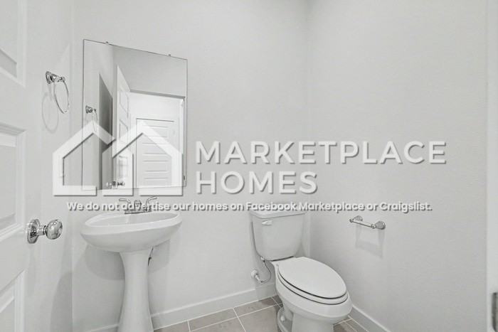 415 Bertney Dr - Photo 6 of 33