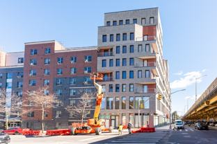 58 Vanderbilt Ave #5J - Photo 1 of 1