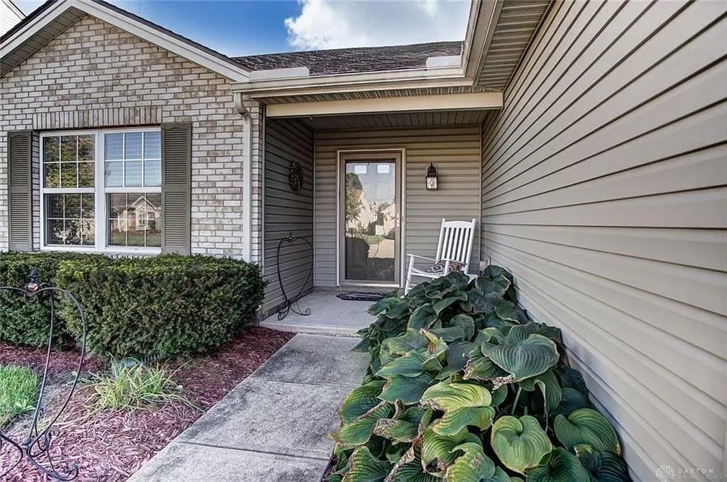 32 N Glen Oak Dr #NA - Photo 2 of 20