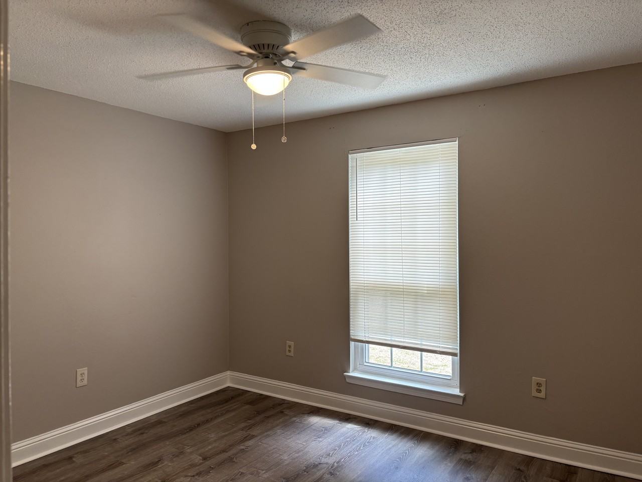 1230 W 24th Ave #NA - Photo 6 of 7